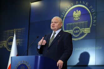 Prezes NBP miał rozwiać wątpliwości, a wyszło jak zawsze. Konfrontujemy jego słowa