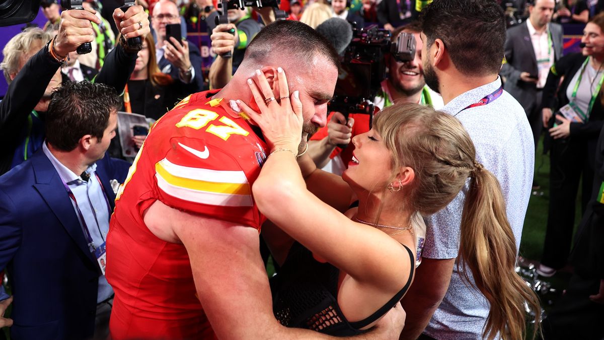 Travis Kelce był "przerażony", gdy usłyszał o niedoszłym ataku na koncert Taylor Swift