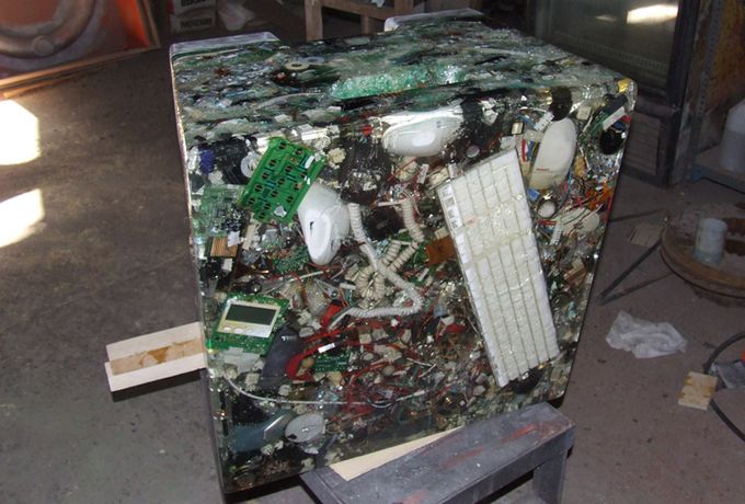 Co można zrobić ze starej, niepotrzebnej elektroniki? 13