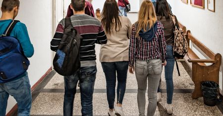 Alarmujący raport UNICEF. Problem dotyczy 40 proc. dzieci w Polsce