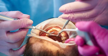 Dentysta mu nie pomógł. Przez ból zęba popełnił samobójstwo