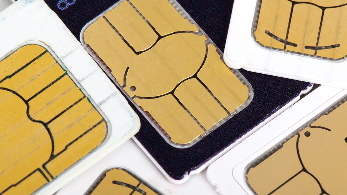 Plus wchodzi w XXI wiek. Będzie podpis elektroniczny i eSIM 1