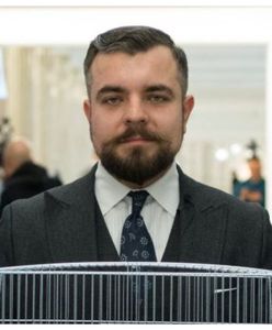 Szok w Sejmie. Sesja z kurą