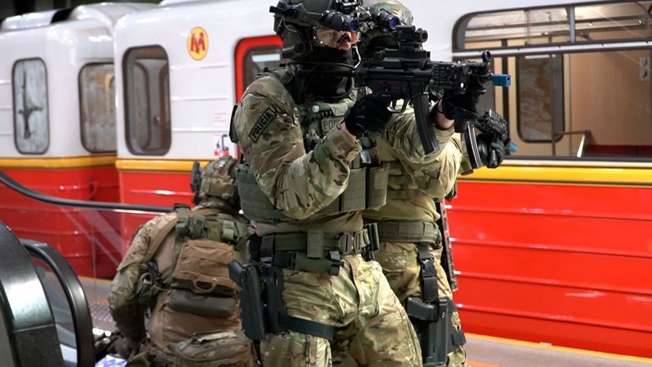 Policja w Warszawie zatrzymała mężczyznę, który groził atakami w trakcie ćwiczeń Wolf-Ram-23