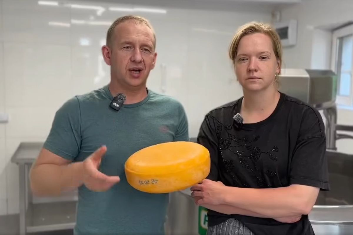 Tomek i Monika z "Rolnicy. Podlasie" przerwali produkcję serów
