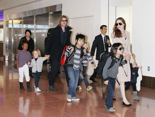 Rodzina Jolie-Pitt w komplecie!