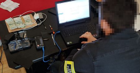 Gang złodziei rozbity. Siedem osób w areszcie, policja zabezpieczyła 14 mln zł