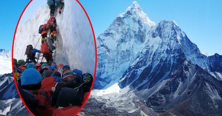 Zdjęcie z Everestu obiegło sieć. Koszmar pod "dachem świata"