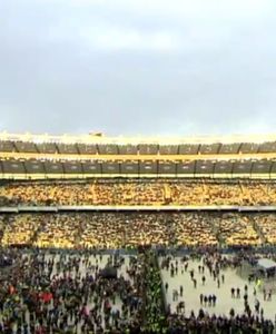 Debata prezydencka na Ukrainie. Stanęli na dwóch krańcach stadionu