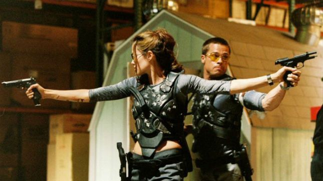 Słynna scena z "Pana i pani Smith" odtworzona przez amatorów. Wyszło świetnie! 1