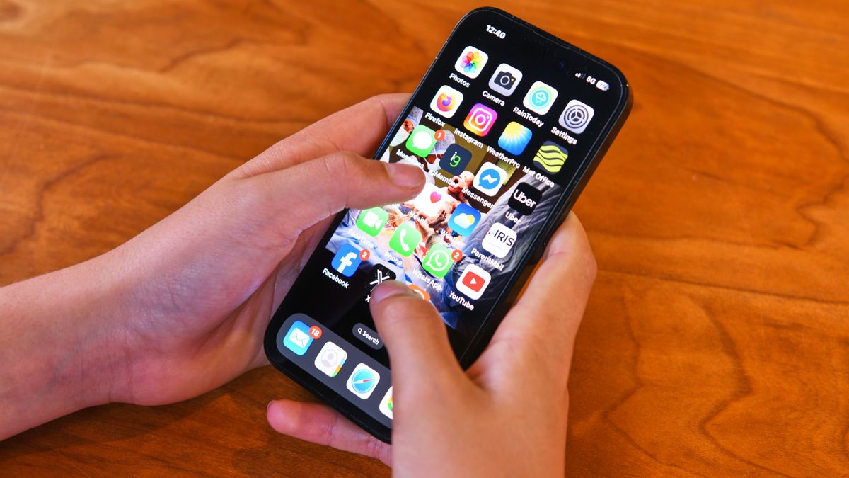 Krzyżówka o telefonach komórkowych