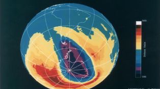 Jest coraz mniejsza. Cofają się niebezpieczne zmiany