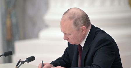 Rynki zareagowały na decyzję Putina. Drożeje ropa i gaz