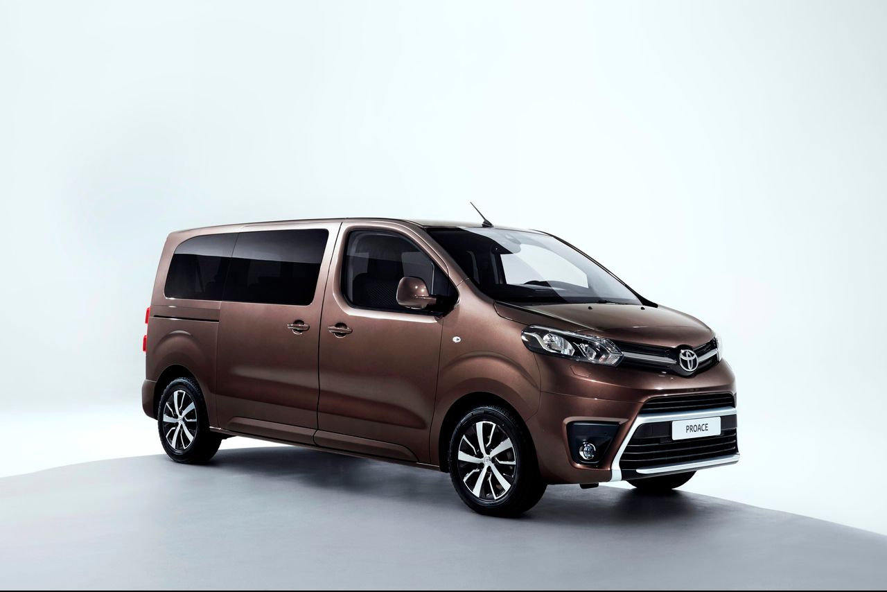 Toyota Proace (2016) - premiera