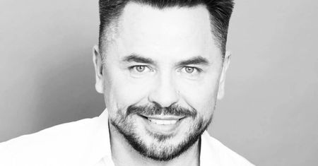 Nie żyje Grzegorz Bloch. Bliscy stylisty pogrążeni w żalu. "Odszedłeś sobie gdzieś daleko bez pożegnania"