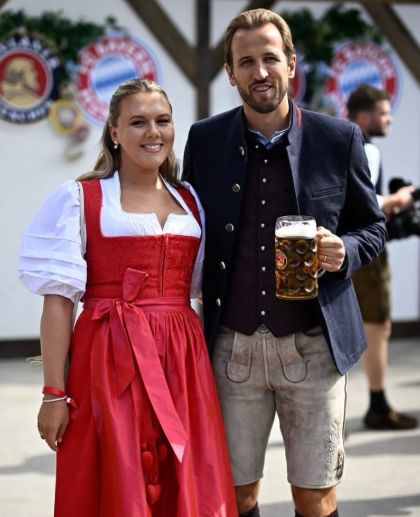 Katie Goodland, Harry Kane