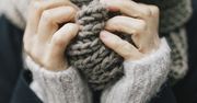 Sposób na zmechacony sweter. Antidotum masz w domu