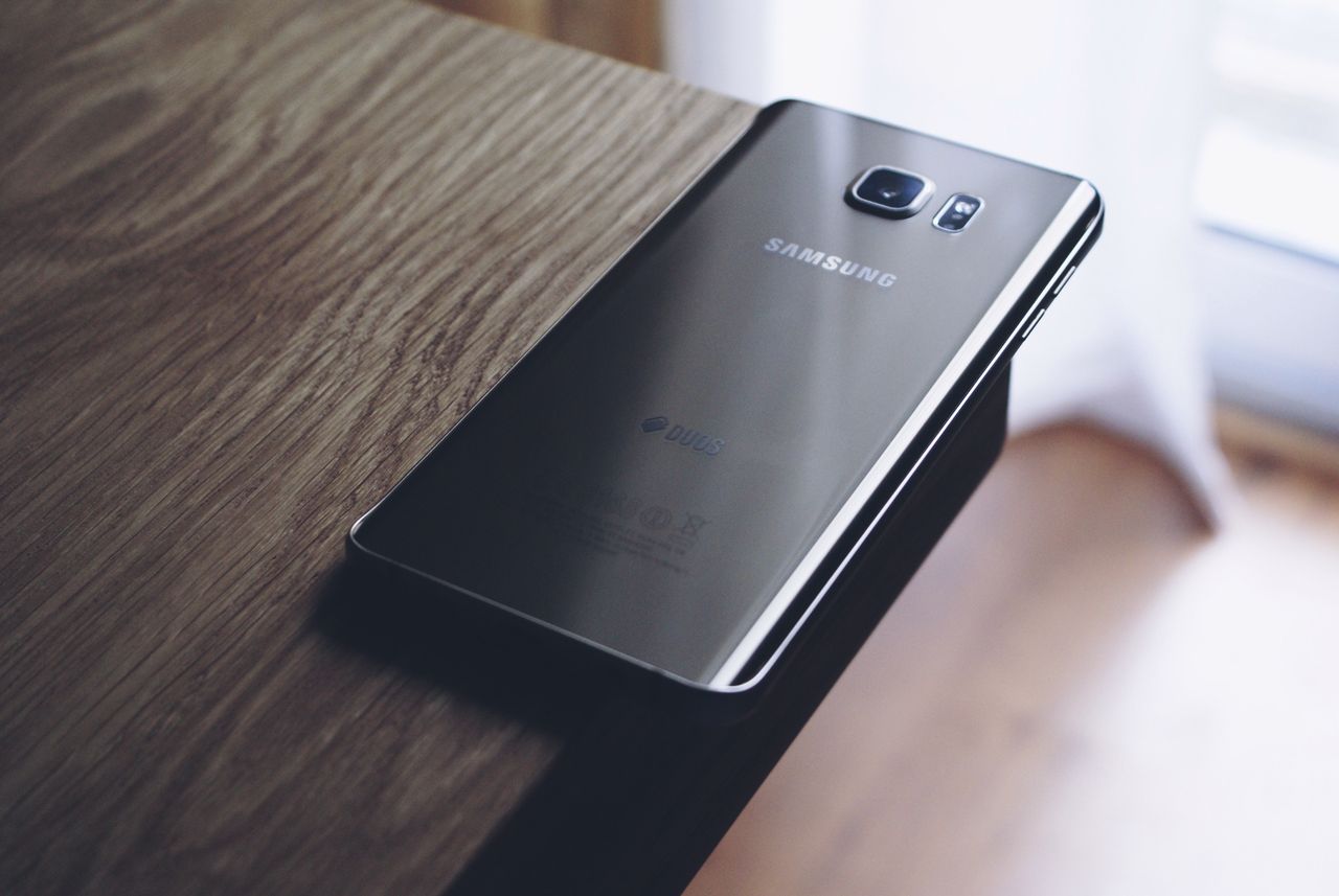 Podejrzana aplikacja do aktualizacji Samsungów zniknęła ze Sklepu Play
