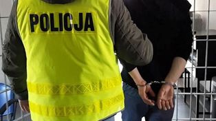 Przyjechał pod wpływem narkotyków na komendę w Sępólnie Krajeńskim. Miał składać zeznania jako świadek, teraz sam ma problemy