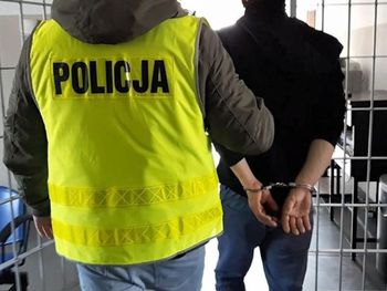 Przyjechał pod wpływem narkotyków na komendę w Sępólnie Krajeńskim. Miał składać zeznania jako świadek, teraz sam ma problemy