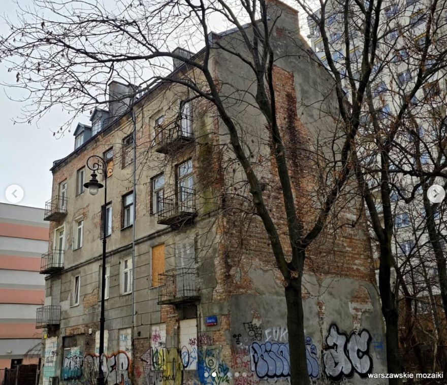 Warszawa: To relikt. Od fabryki wód mineralnych do pustych murów. Niepozorna kamienica ma niemal 100 lat
