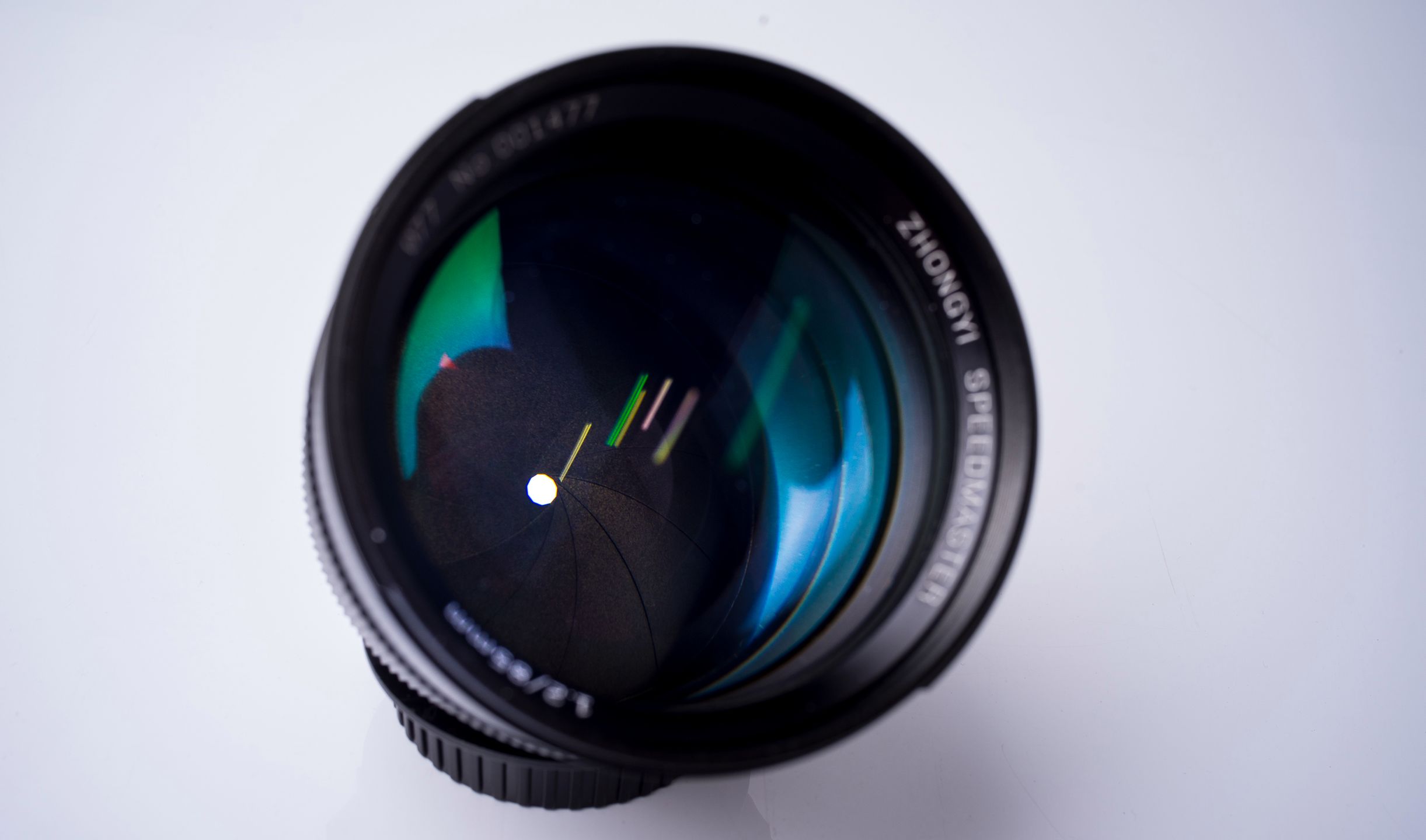 Więcej światła z Chin. Mitakon Speedmaster 85 mm f/1.2 12