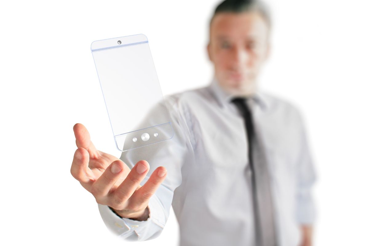 Is it possible to use a transparent phone?