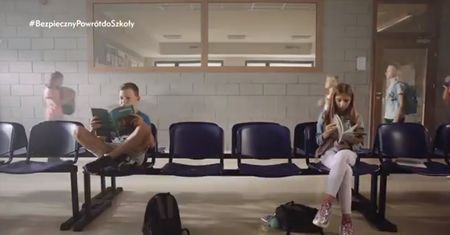 Rozpoczęcie roku szkolnego. Ten spot oburzył nauczycieli. Wiemy, gdzie jest "idealna szkoła" z nagrania