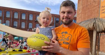 Łódź: XI edycja Beach Side Rugby Manufaktura 2025. Sportowe emocje na upalnej plaży