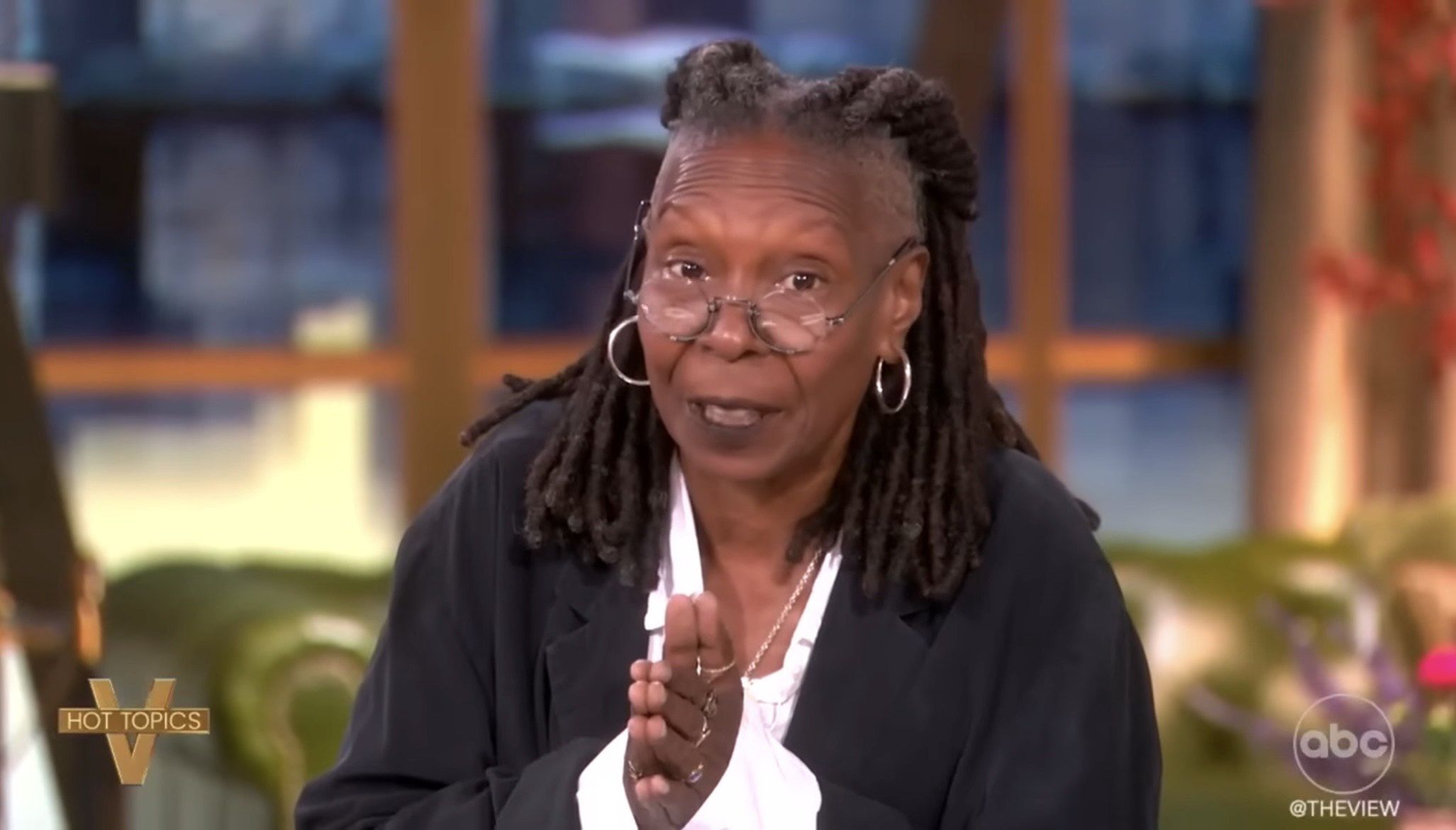 Whoopi Goldberg broni pary kochanków 