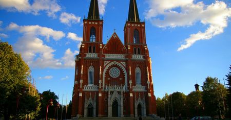 Częstochowa. Ksiądz namawiał do zdejmowania „szkodliwych” maseczek, kuria odcina się od jego słów