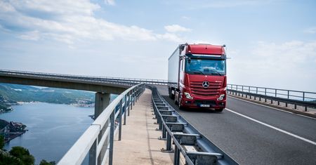 Premiera nowego Actrosa: Mercedes w wydaniu XXL