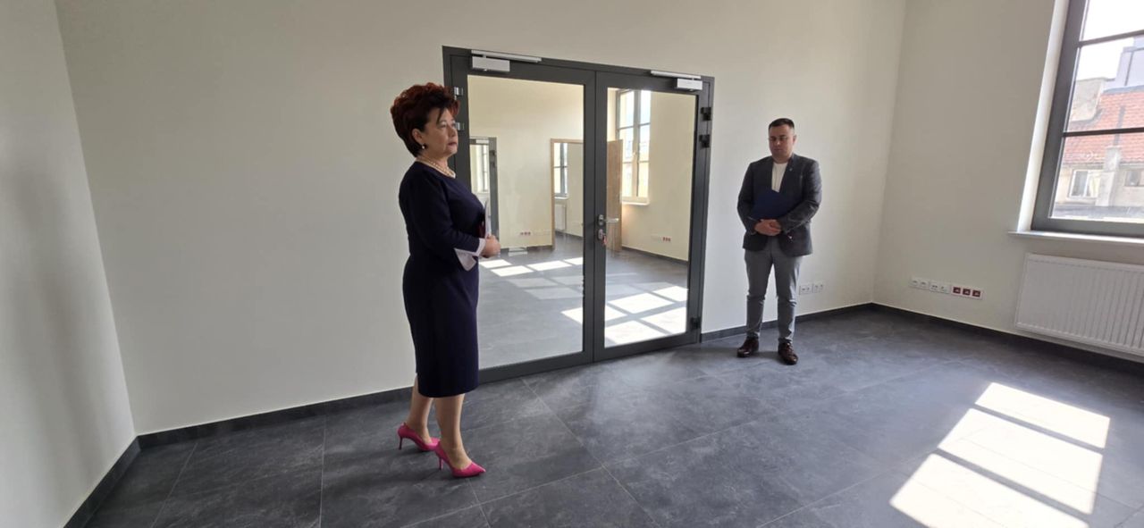 Prawe skrzydło Urzędu Stanu Cywilnego 