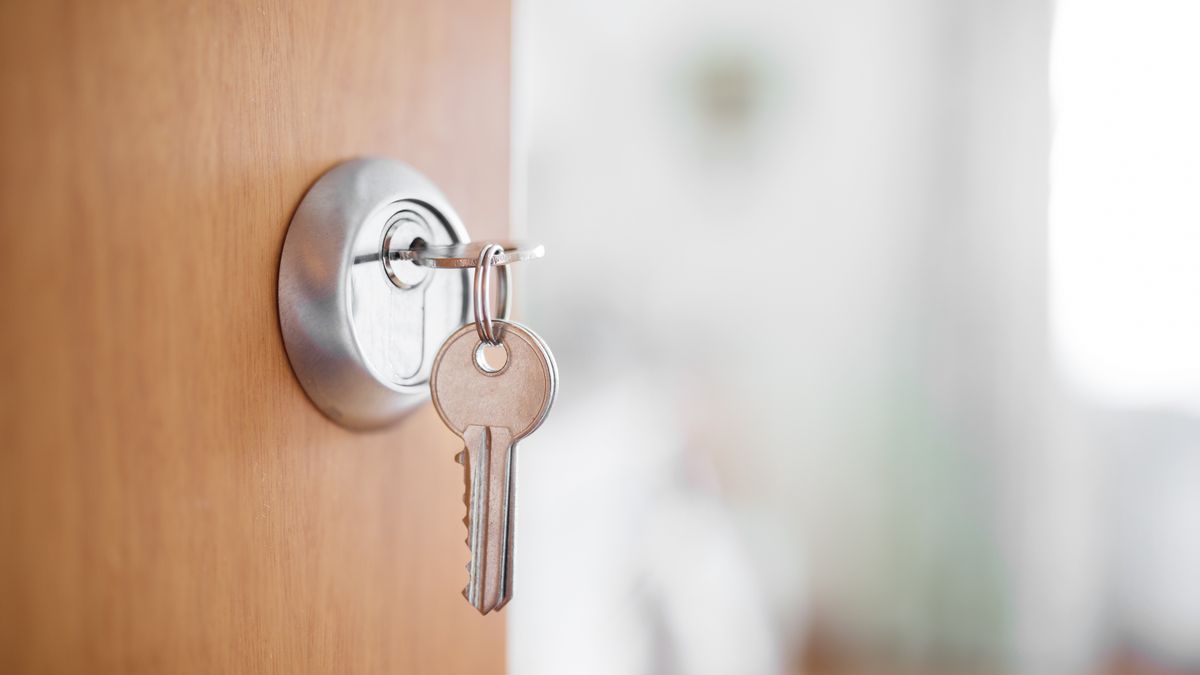 Zostawiasz klucz w zamku na noc? To błąd