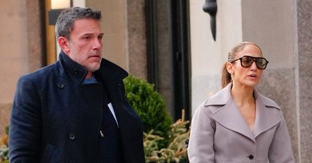 Jennifer Lopez i Ben Affleck ROZWIEDLI SIĘ po 2 latach małżeństwa!