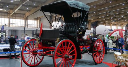 Szok na Retro Motor Show w Poznaniu! Zobacz auta warte fortunę