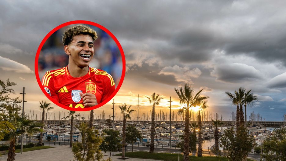 Lamine Yamal jest napastnikiem hiszpańskiego klubu FC Barcelona 