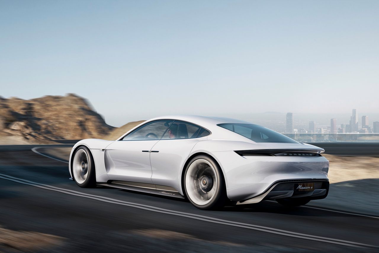 Koncept Porsche Mission E