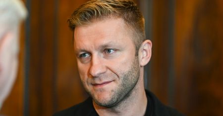 RZADKI WIDOK: Kuba Błaszczykowski opublikował zdjęcie z wakacji. Zapozował przy żonie odzianej w strój kąpielowy