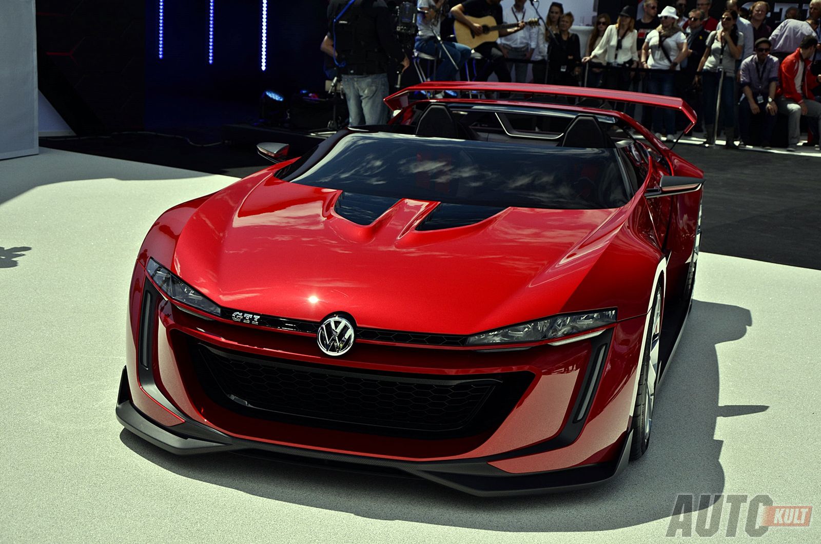 33. GTI Treffen am Wörthersee - VW GTI Roadster Concept & Golf R400 [galeria] 14