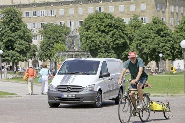 Mercedes-Benz rezygnuje z użytkowych aut na prąd