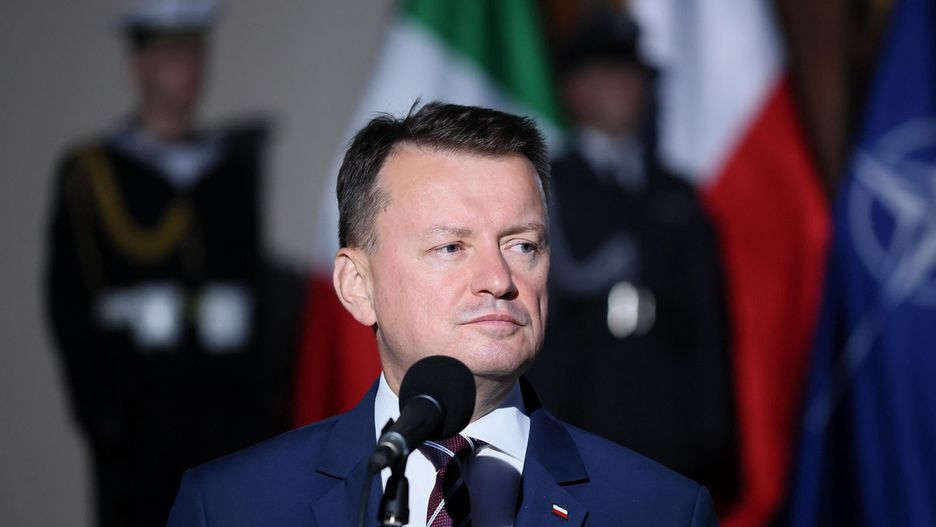 Minister Błaszczak z wizytą w USA. Nietypowa wymiana zdań z sekretarzem obrony