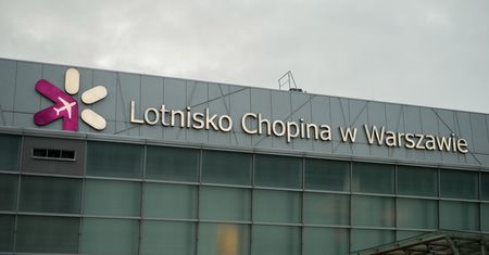 Informacja o bombie na pokładzie samolotu. Akcja na Lotnisku Chopina