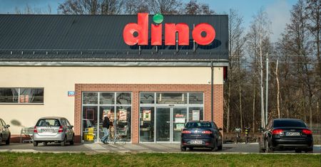 Gorąco w Dino tuż przed strajkiem. Ministra grozi "pilną kontrolą"