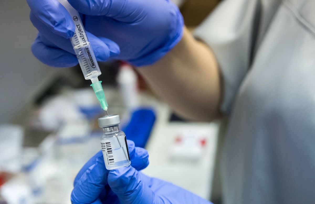 Szczepionka na COVID. Ile osób w Polsce już zaszczepiono? Akcja nabiera tempa