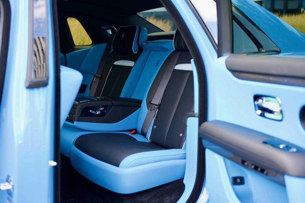 Rolls-Royce Black Badge Ghost