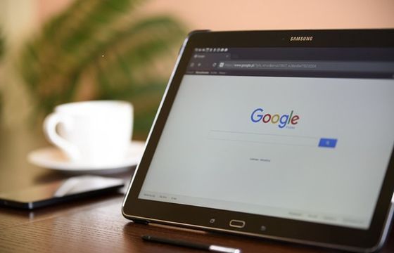 Dziennikarstwo nie jest tylko kosztem. Wniosek badaczy po raporcie Google