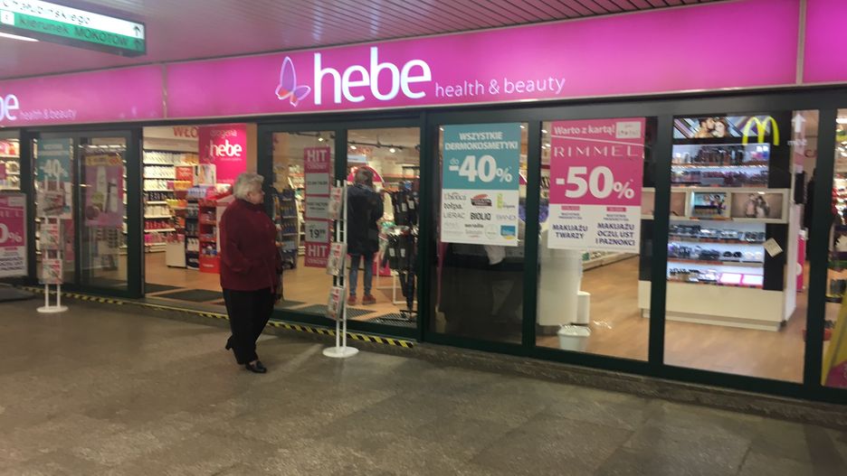 W internecie działają już największe sieci drogeryjne: Rosssmann, Douglas, Natura czy Sephora. Czas na Hebe.