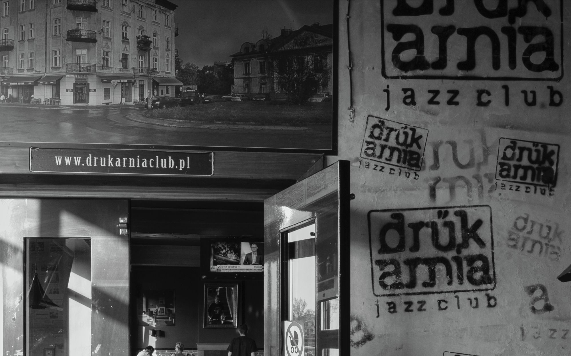 Voigtländer Ultra Wide Heliar Aspherical II 12 mm f/5.6 - Ultra szeroka maszyna do kreowania równoległej rzeczywistości 23