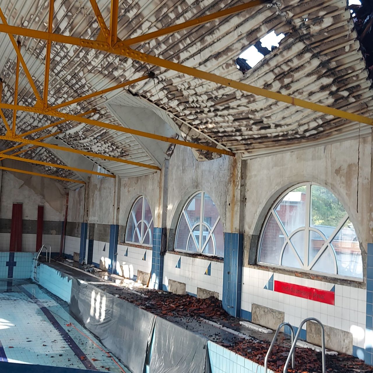 Pożar w Wielkopolsce. Spłonął basen we Wrześni